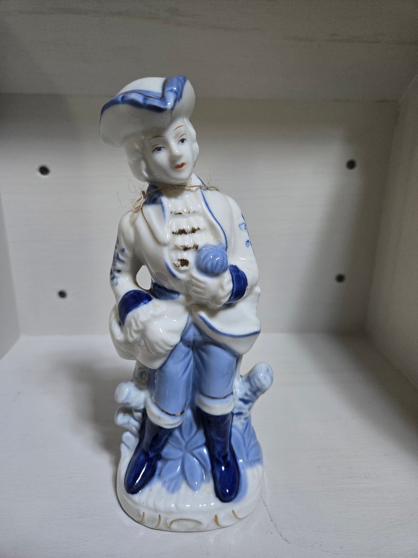 Colonial figurine