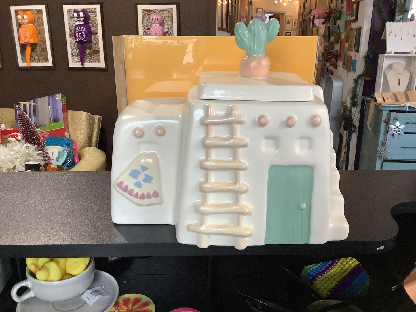 Vintage Treasure Craft Pueblo Mesa Cookie Jar
