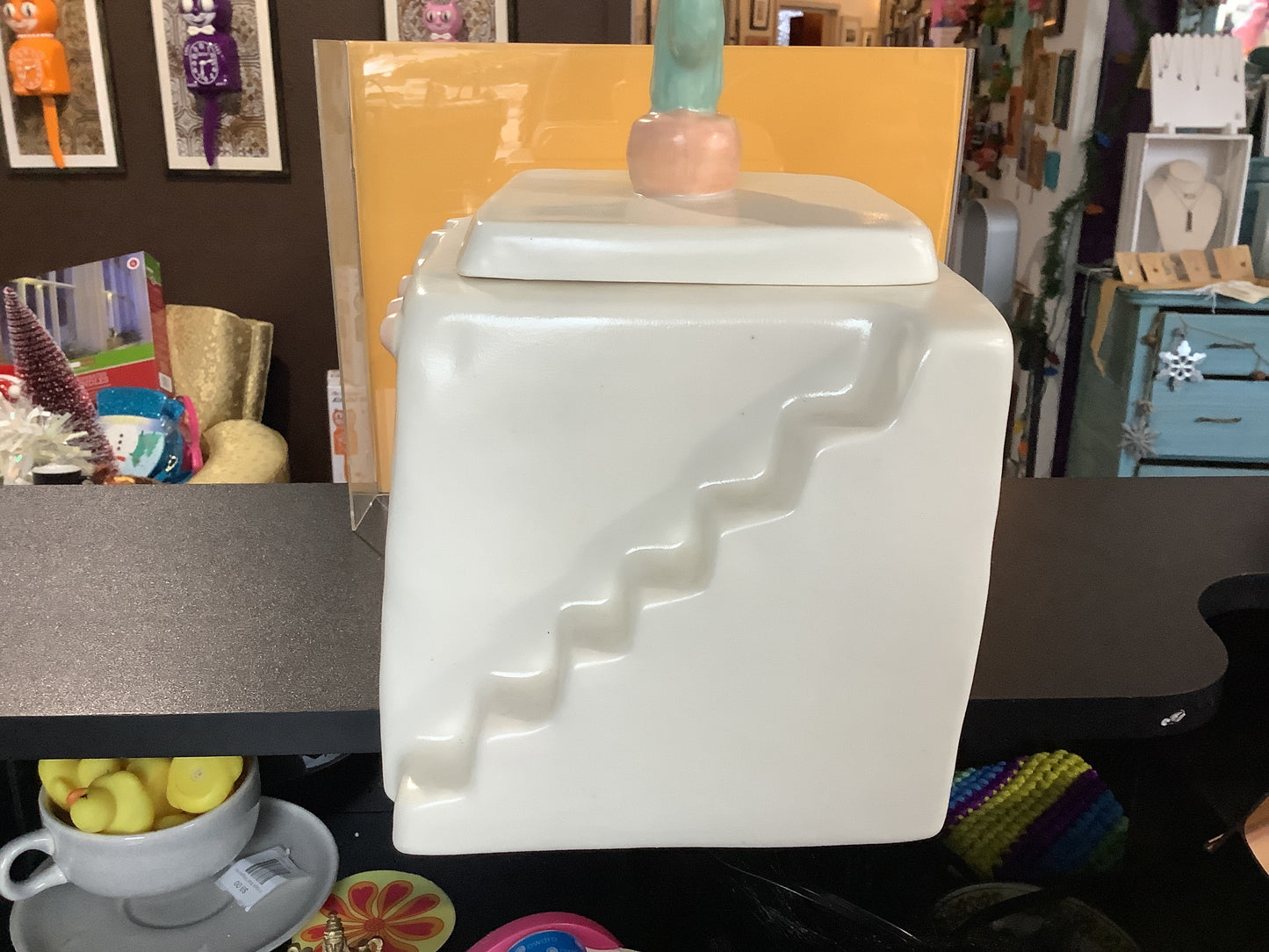 Vintage Treasure Craft Pueblo Mesa Cookie Jar