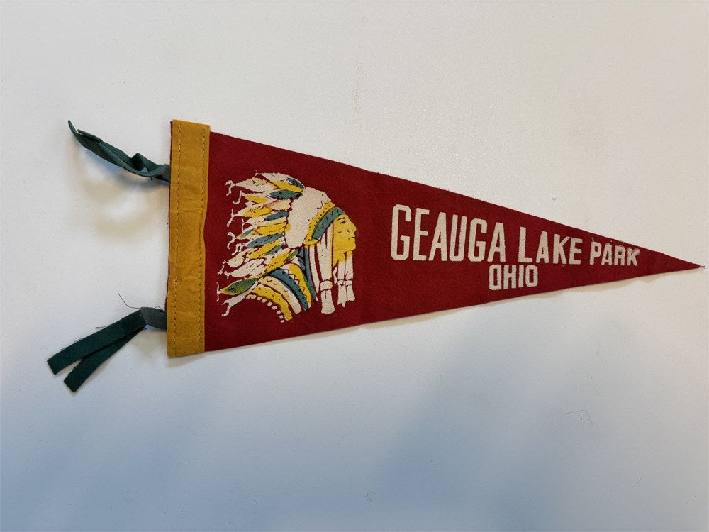 Vintage Geauga Lake Pennant