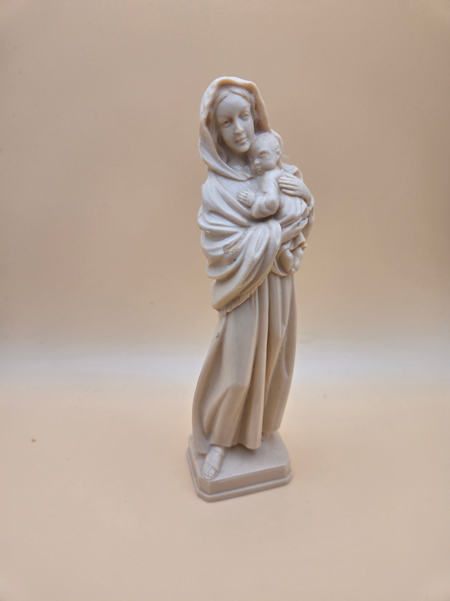 Mary holding Jesus