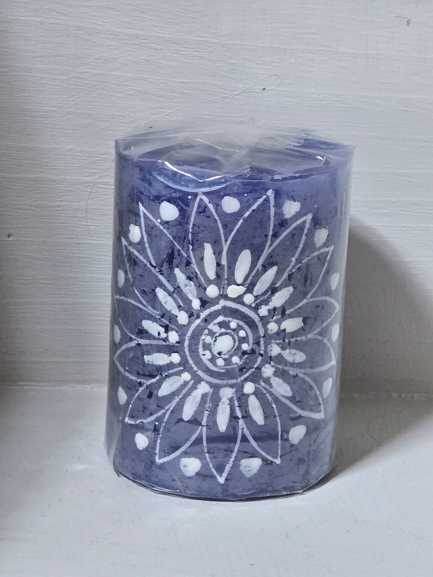 Candle with design