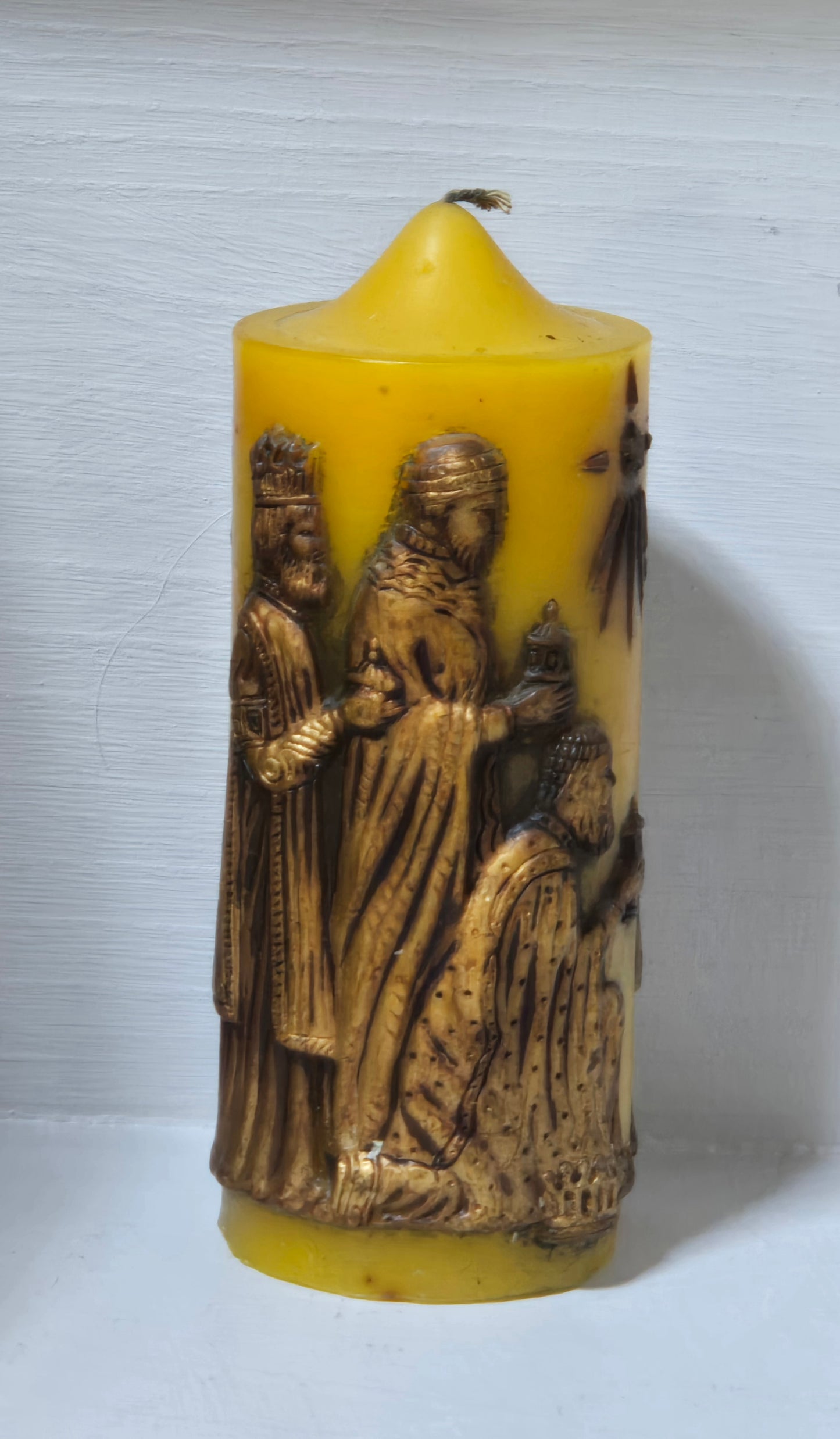 Candle with design