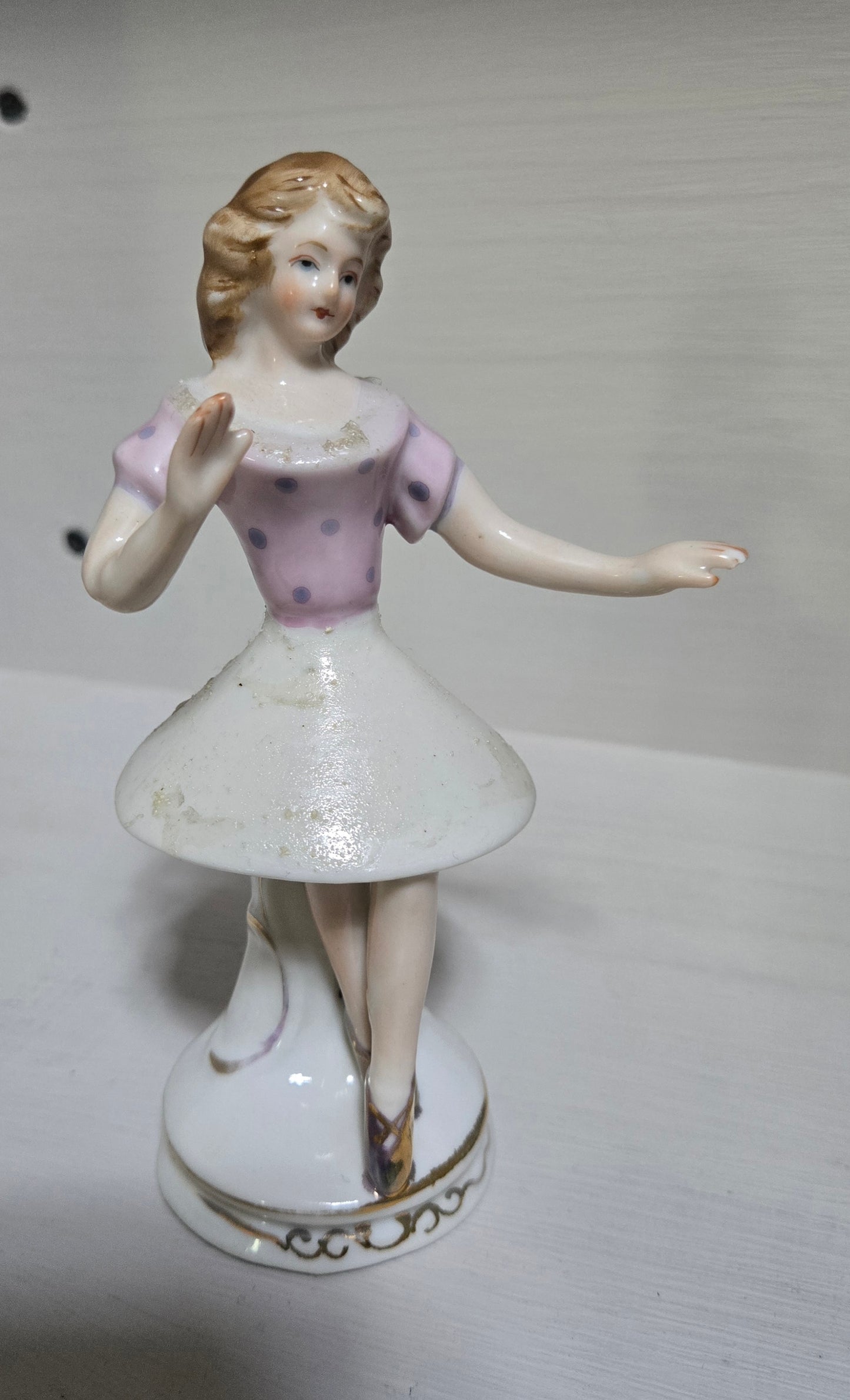 Pretty figurine